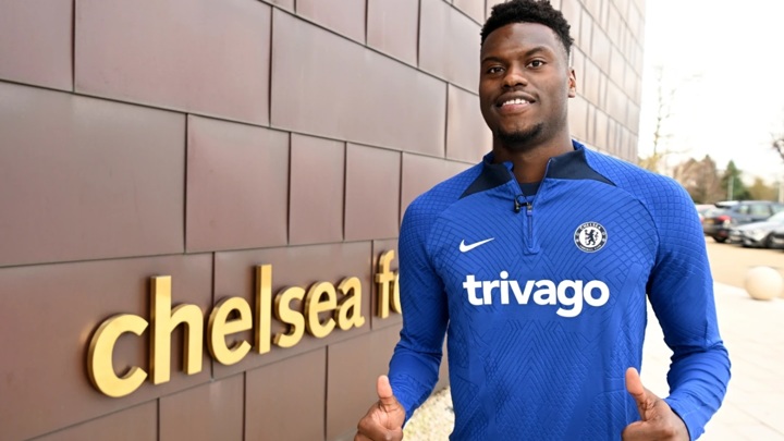 "Челси" заплатил 37 млн евро за защитника "Монако"