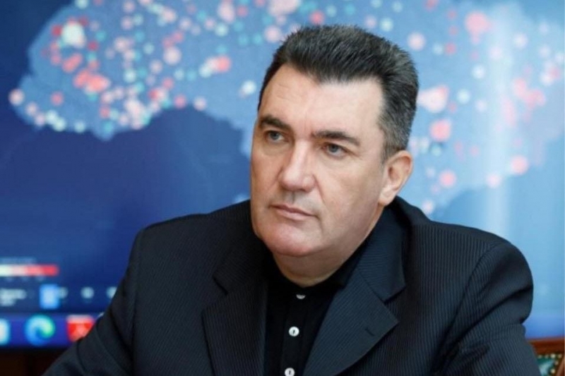 Данилов ответил Макрону на идею о гарантиях безопасности России: "Время вышло"