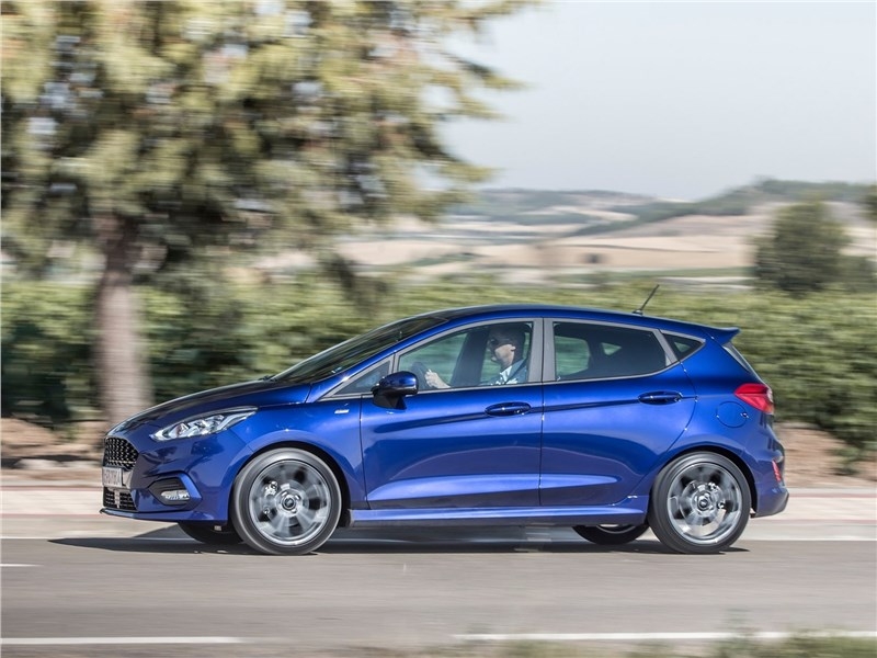 Ford снимает с производства хэтчбек Fiesta