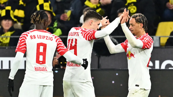 Футболисты "Лейпцига" минимально победили "Боруссию" в большинстве