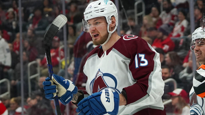 Гол и передача Ничушкина помогли "Колорадо" обыграть "Тампу" в Кубке Стэнли