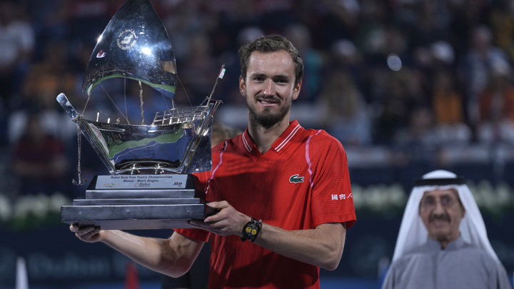 "Хочется повторить". Медведев – о выигрыше третьего титула подряд