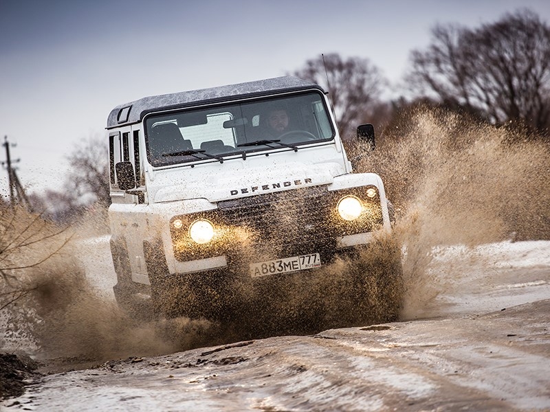 Land Rover выпустит несколько классических &laquo;Дефендеров&raquo;