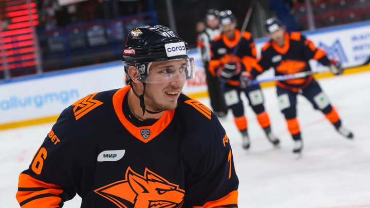 "Металлург" одержал шестую победу подряд в КХЛ