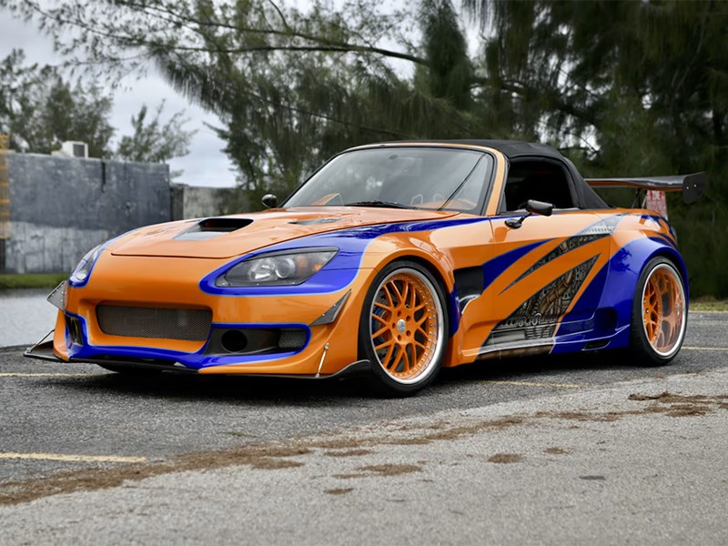 Необычный Honda S2000 направляется на аукцион. Любители фильмов &ldquo;Форсаж&rdquo; оценят 