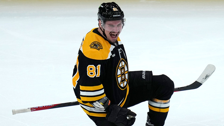 Орлов подписал 2-летний контракт с "Каролиной" на 15,5 млн долларов