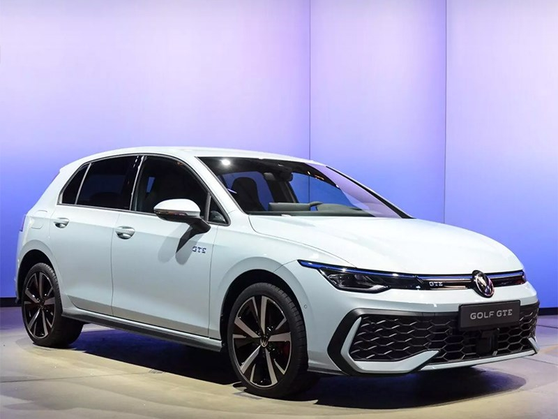 Полностью рассекречен дизайн нового Volkswagen Golf 