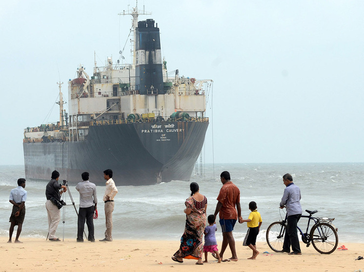 Россию попытались лишить крупнейшего транспортера нефти: танкерам придется менять прописку