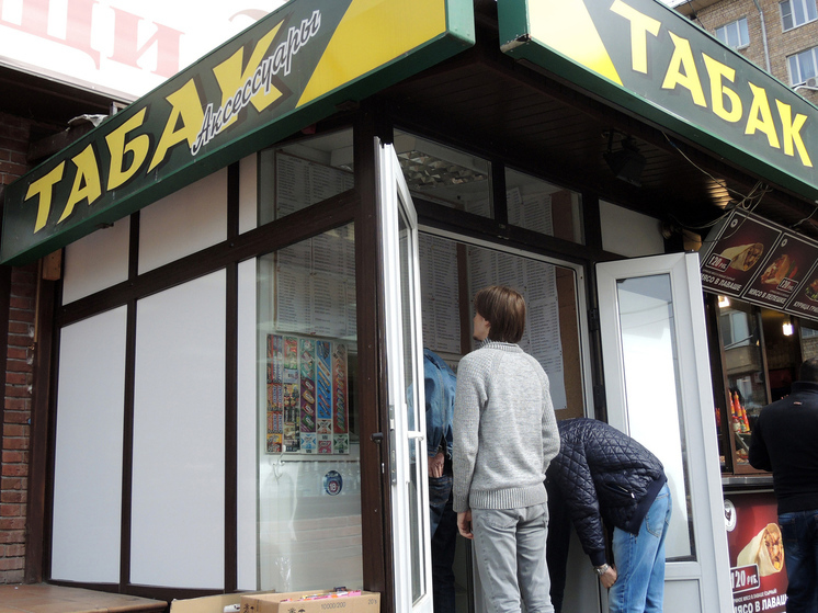 Сигаретам накинули червонец: табак подорожает, но останется контрафактным