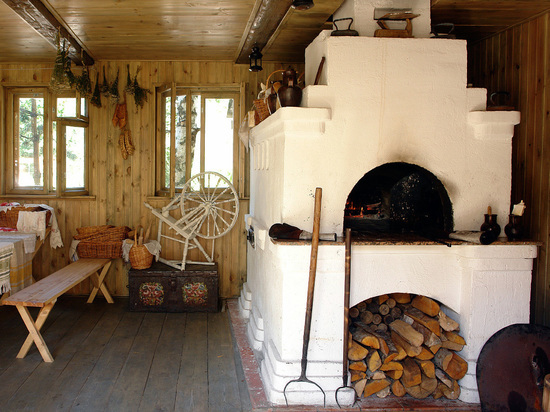 Украинцам посоветовали запасаться сухим спиртом, батарейками и электрочайниками: зима близко