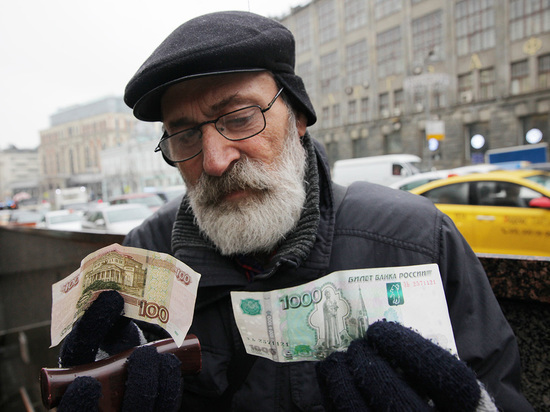 Уволиться, чтобы заработать: как работающему пенсионеру получить прибавку к пенсии