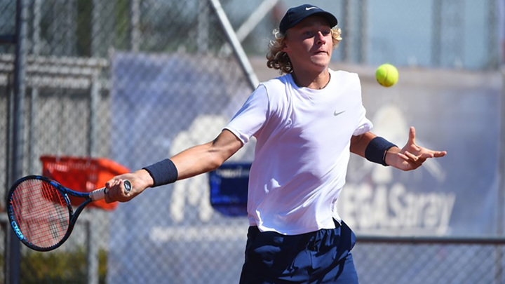 Wimbledon-2023. Юниор Демин стартовал с победы